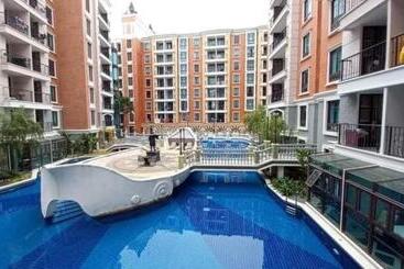 Espana Condo Jomtien Pool Access By Aey