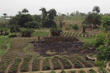 هتل Plaisirs Campagnards De Glo Djgbé