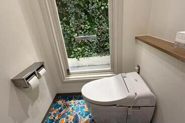 Отель Kyoto Guesthouse Hive