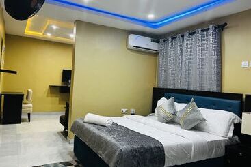 New Heights Castle Hotels