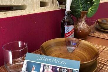 پانسیون Bnb Somom Mobay Lodging
