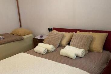 پانسیون željana Rooms