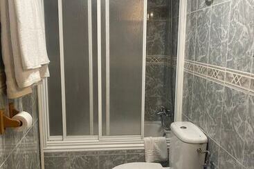 پانسیون Hostal Julio Cesar