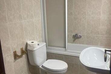 پانسیون Hostal Julio Cesar