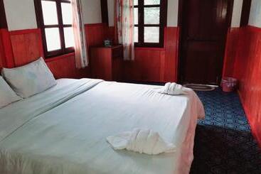 پانسیون Rainbow Guest House