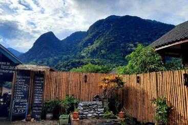 پانسیون Rainbow Guest House
