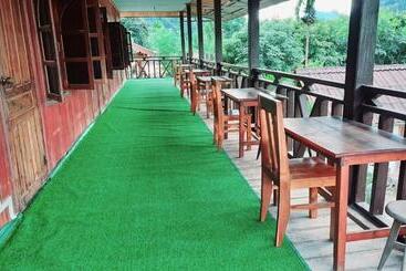 پانسیون Rainbow Guest House