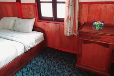 پانسیون Rainbow Guest House