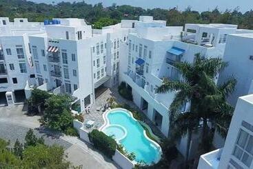 پانسیون Slice Of Paradise La Bella Residences
