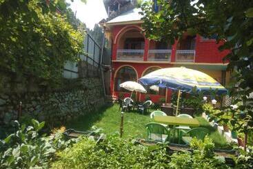 پانسیون Wani Guest House