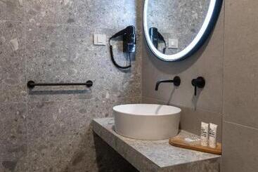 Boutique Hotel Mavie   Adults Only