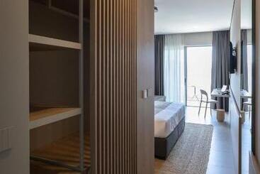 Boutique Hotel Mavie   Adults Only