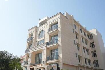 Elite Hotel Lime Stay Greater Noida