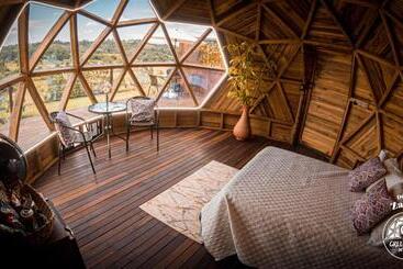 هتل کپسول Greenlandomesa Zafiro