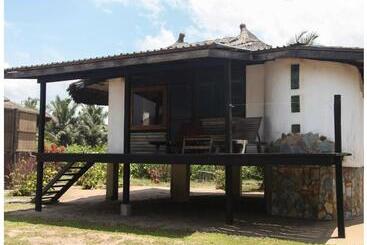 هتل Fantas Folly Beach Lodge
