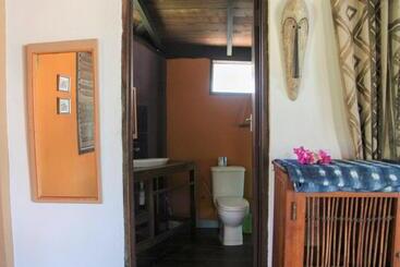 هتل Fantas Folly Beach Lodge