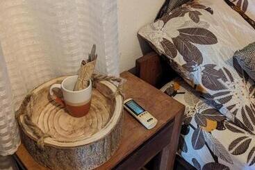 هتل Gite Urbain Mafate Café