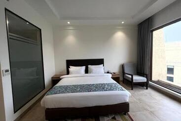هتل Parklane Resort Dhanbad