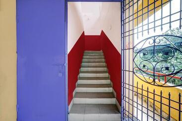 هتل Spot On Siri Balaji Freshup Rooms