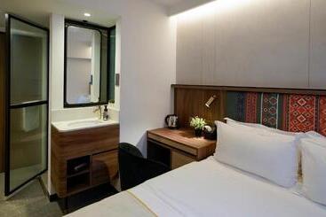 هتل St Signature Bugis Middle, Short Overnight, 11 Hours 8pm 7am