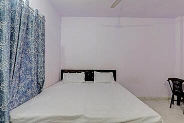 هتل Gracious Guest House