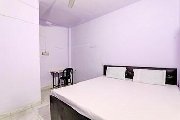 هتل Gracious Guest House