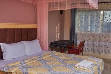 Oskab Hotel Limited
