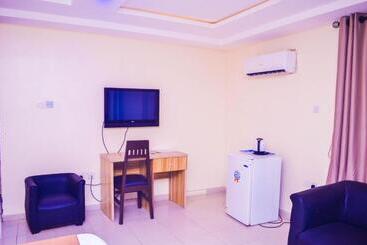 Owee Hotel Exclusive Apartment And Suites Studio