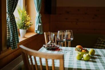 پانسیون Apartmány Velké Karlovice