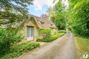 پانسیون La Cabane Magique D Hedwige   Adults Only