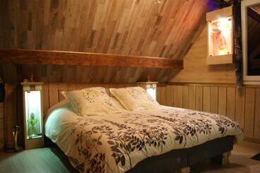 پانسیون La Cabane Magique D Hedwige   Adults Only
