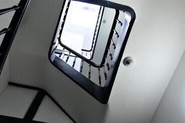 Sleep Inn   Palace Apartments