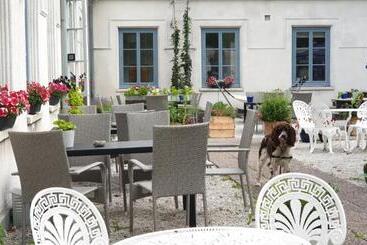 Slite Badhotell