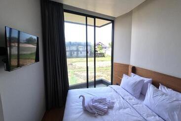 The Fields Hotel And Apartment
