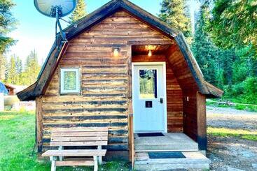 Triple G’s Resort   Cabin 1