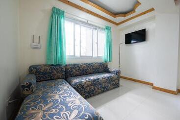 3bedroom Unit With Breakfast For 3pax