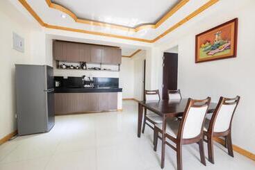 3bedroom Unit With Breakfast For 3pax