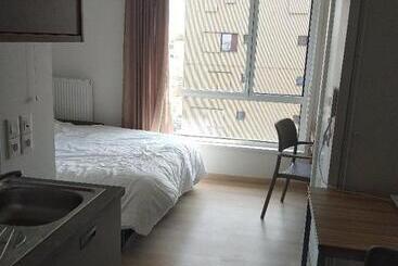 تختخواب و صبحانه Citadines Appart Suites Paris Center Easy Eiffel Tower View 25 Minutes Champs Elysees