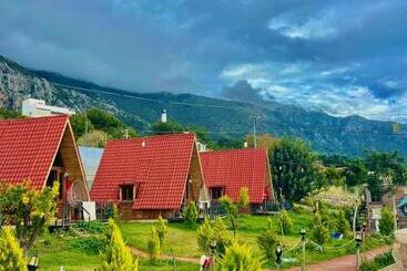 تختخواب و صبحانه Karaöz Lighthouse Bungalow