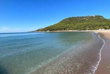 تختخواب و صبحانه Karaöz Lighthouse Bungalow