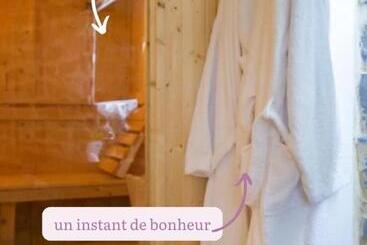 住宿加早餐  La Demeure Des Sens Avec Spa Et Sauna