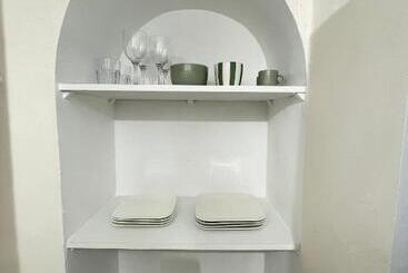 تختخواب و صبحانه Villa Canzomy