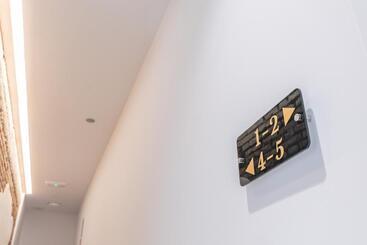 Gorgeous Apt With A Large Private Terrace