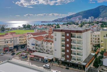 هتل 219 Budva