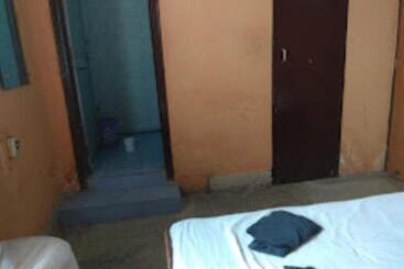 בית מלון כפרי Chawla Guest House, Patna