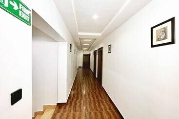 هتل Grey Residence