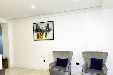 هتل Grey Residence