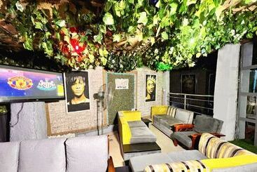 هتل Grey Residence