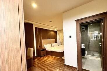 هتل Grey Residence