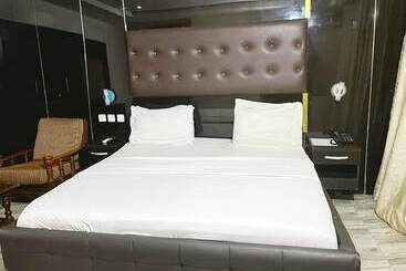 هتل Grey Residence